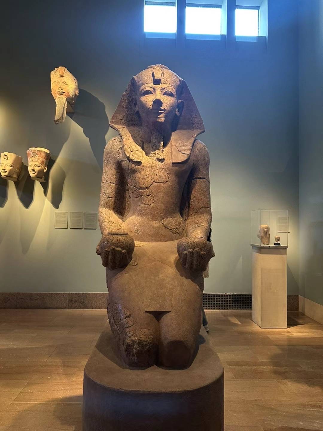 Pharaoh Statue